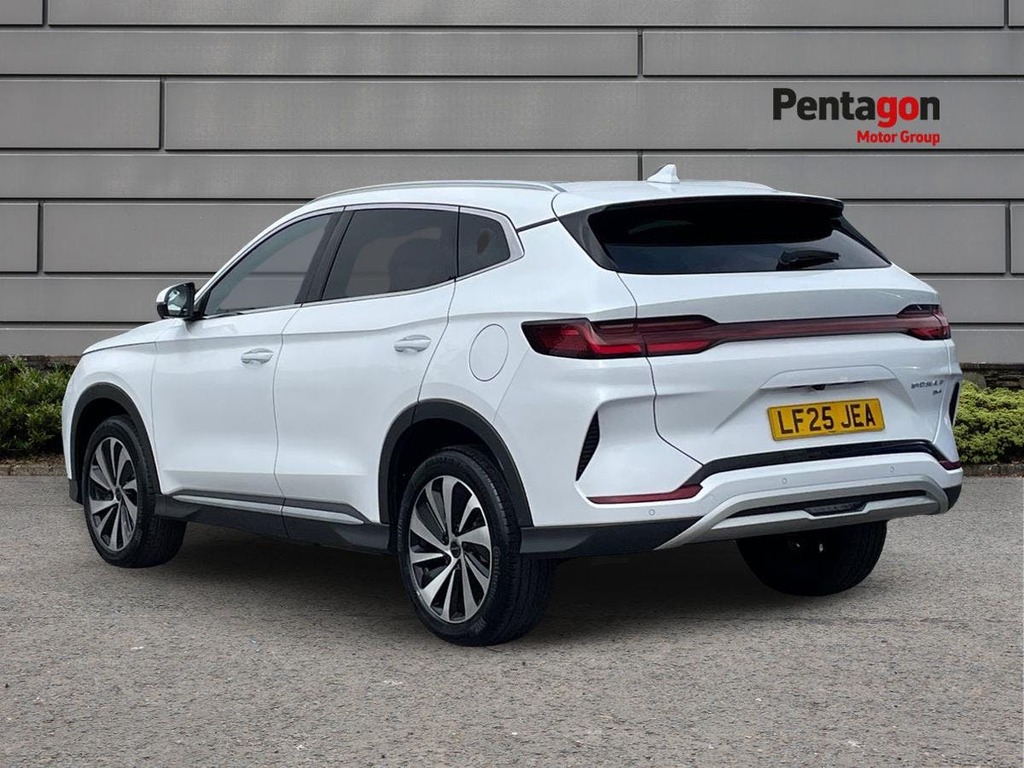 Byd Seal U 1.5 26.6Kwh Comfort Suv Plug In Hybrid LF25JEA White #2