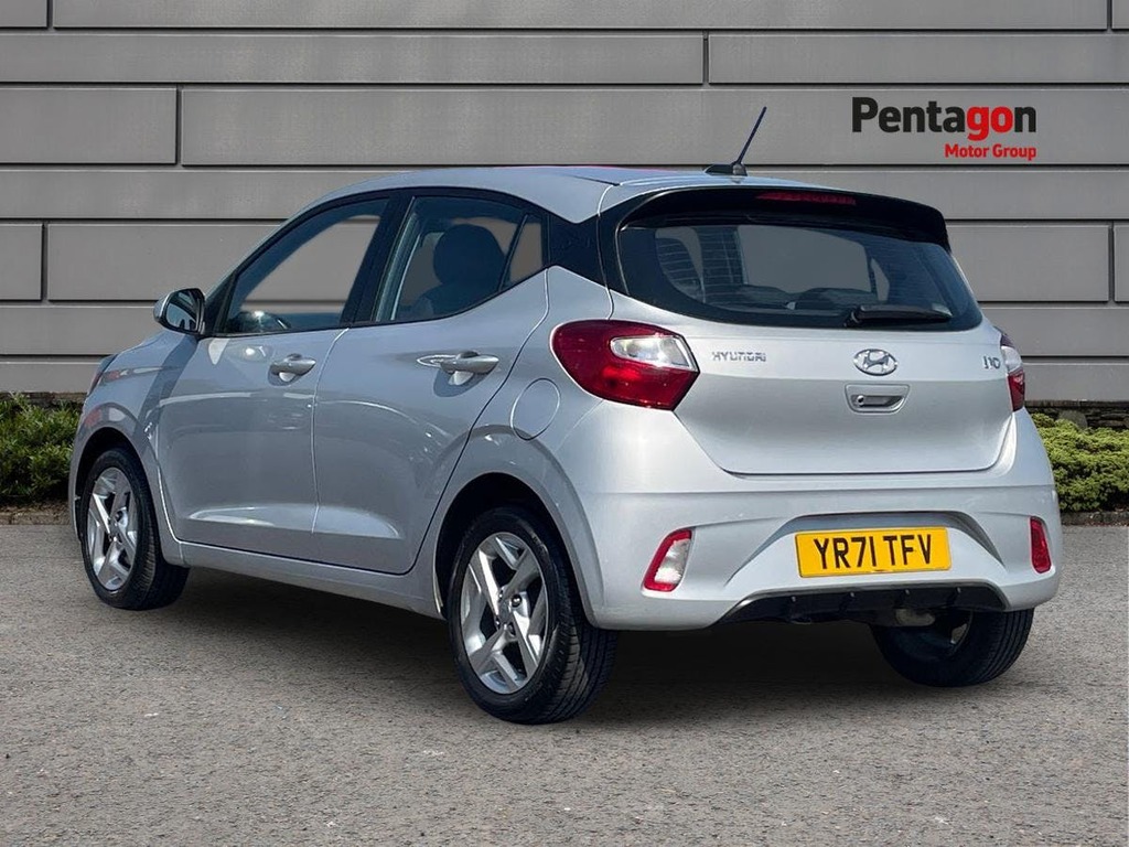 Hyundai I10 1.0 Se Connect Hatchback Euro 6 YR71TFV Silver #2