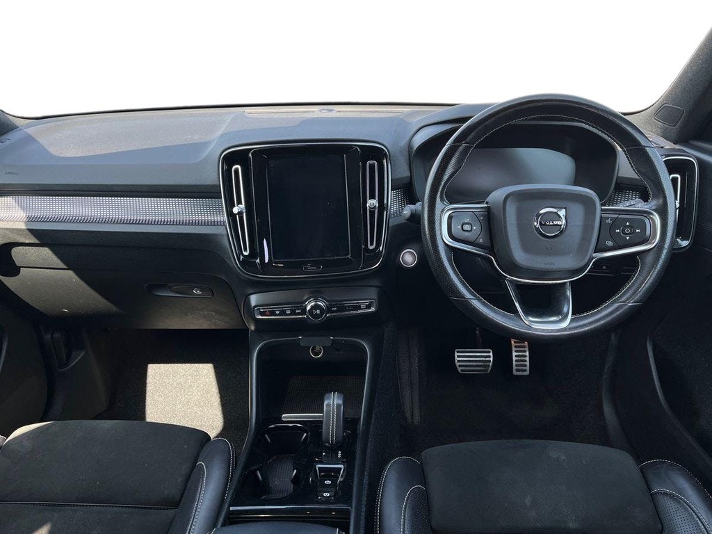 Volvo XC40 1.5H T5 Twin Engine Recharge 10.7Kwh R Design Pro YX70XWM Black #6