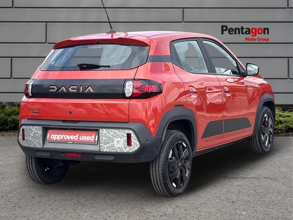 Dacia Spring 100 24.3Kwh Extreme Hatchback 1 Red #2