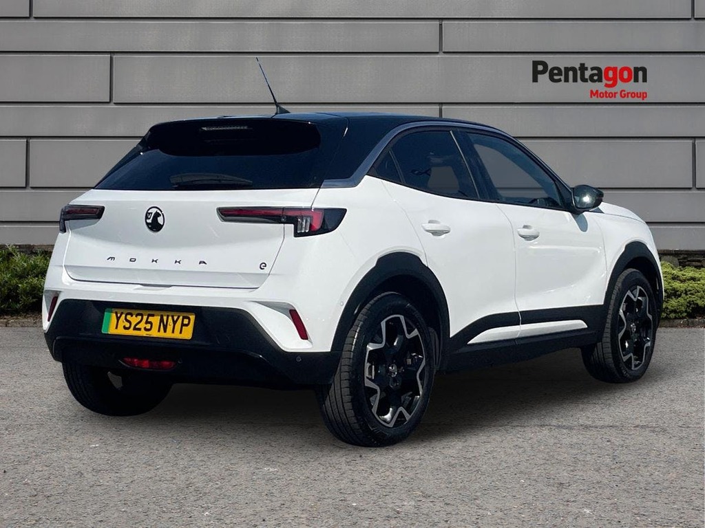 Vauxhall Mokka-e 50Kwh Ultimate Suv 136 Ps YS25NYP White #4