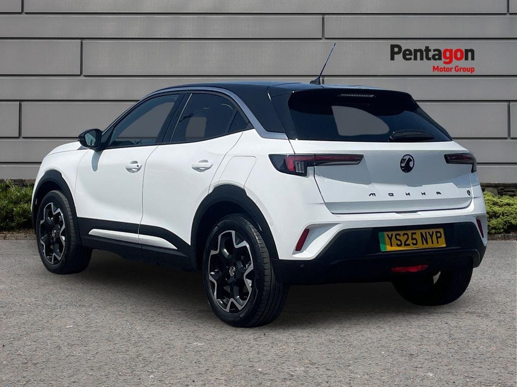 Vauxhall Mokka-e 50Kwh Ultimate Suv 136 Ps YS25NYP White #2
