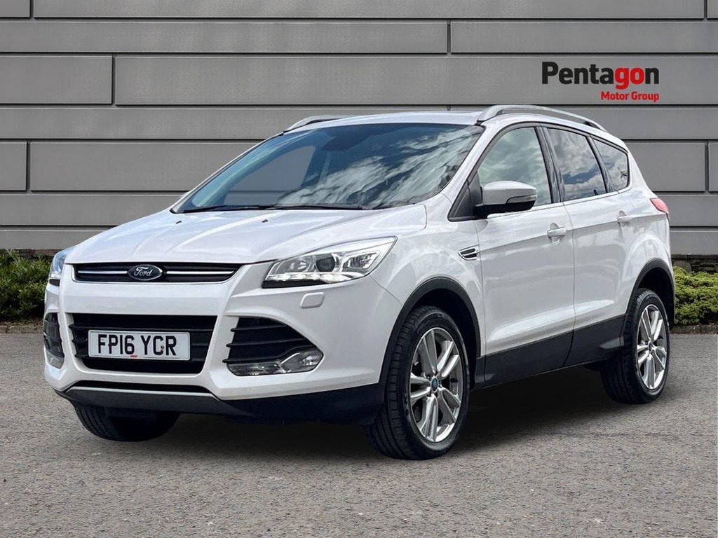 Ford Kuga 2.0 Tdci Titanium X Suv Powershift Awd FP16YCR White #3