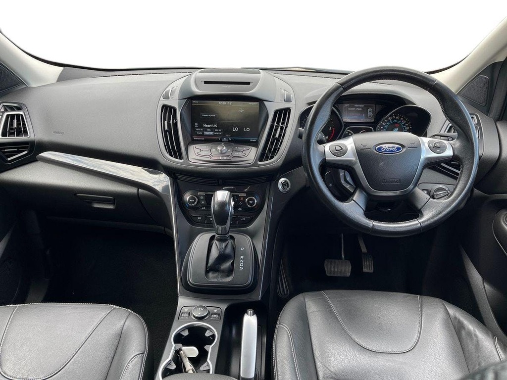 Ford Kuga 2.0 Tdci Titanium X Suv Powershift Awd FP16YCR White #6