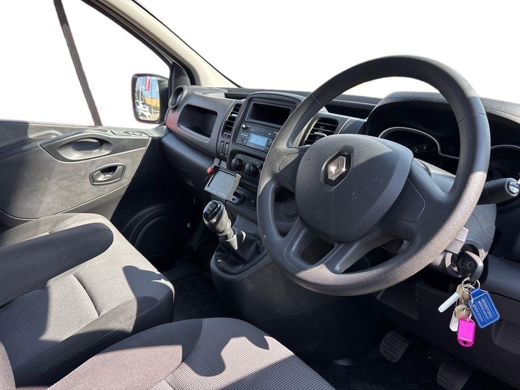 Renault Trafic 2.0 Dci Energy 28 Business Panel Van Ma SB70CSY White #5