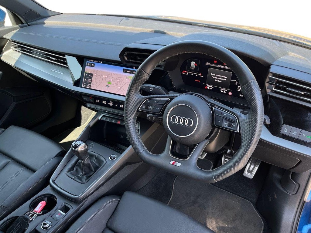 Audi A3 1.5 Tfsi 30 S Line Sportback Eur FT24TFJ Blue #5