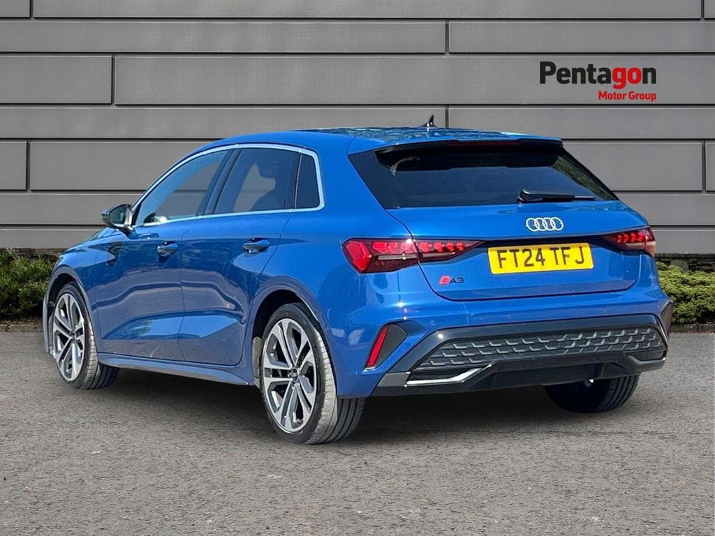 Audi A3 1.5 Tfsi 30 S Line Sportback Eur FT24TFJ Blue #2