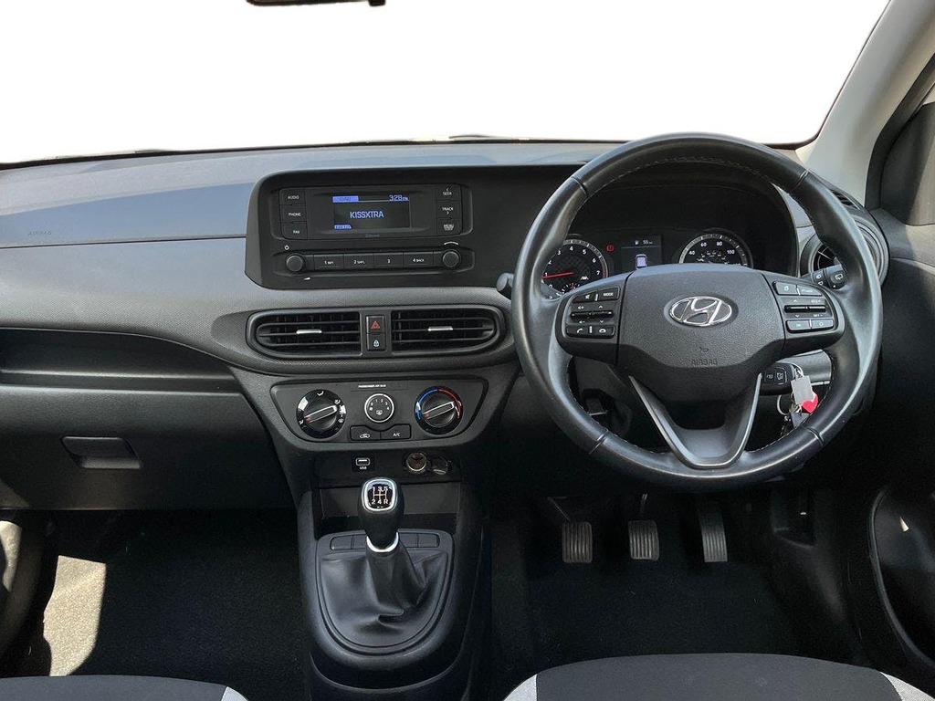 Hyundai I10 1.0 Se Hatchback Euro 6 Ss 6 GY23ZXB White #6