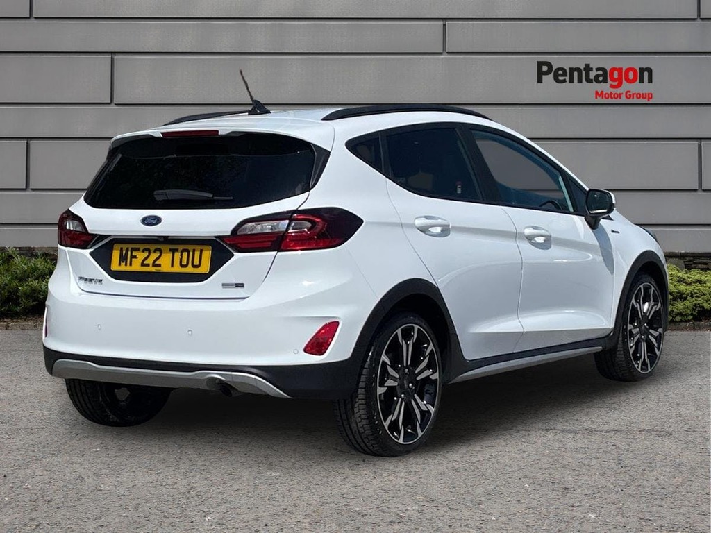 Ford Fiesta 1.0T Ecoboost Mhev Active Vignale Hatchback Pe White #4