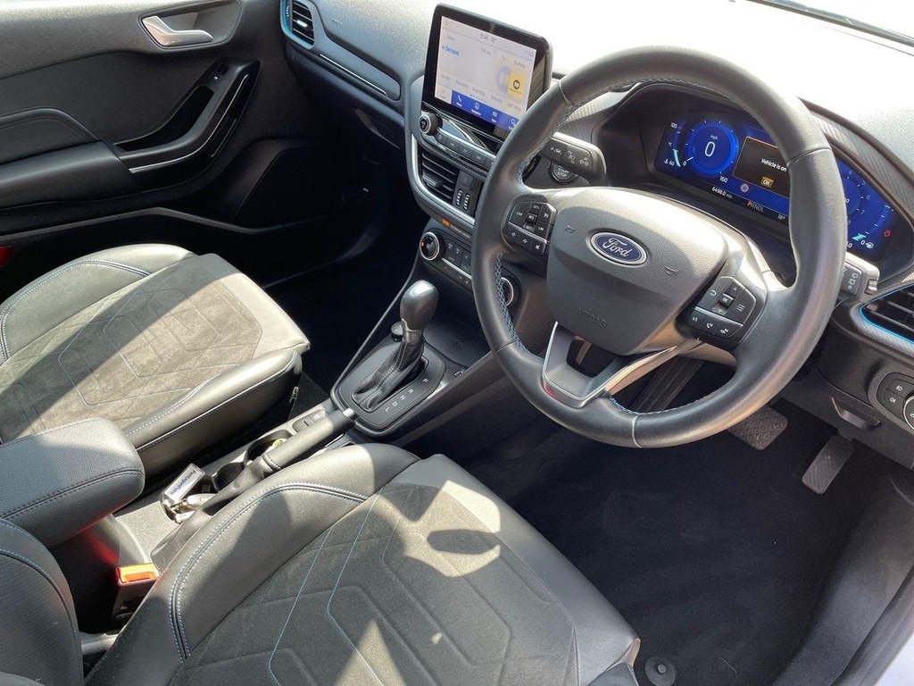 Ford Fiesta 1.0T Ecoboost Mhev Active Vignale Hatchback Pe White #5