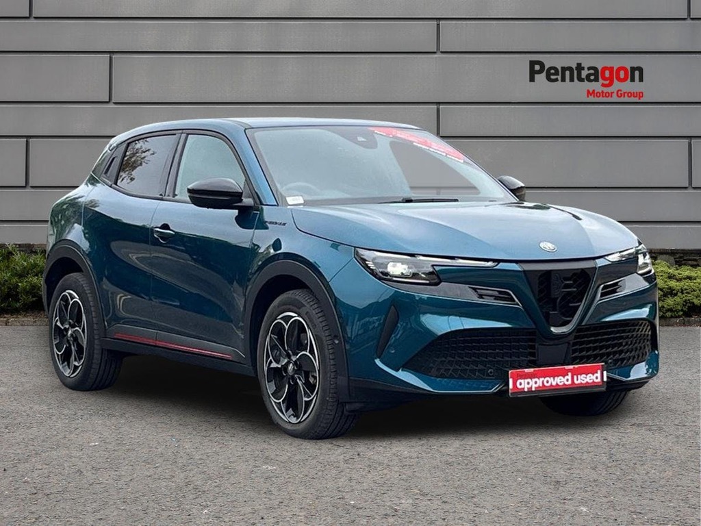 Alfa Romeo Junior 54Kwh Elettrica Speciale Suv 15 Green