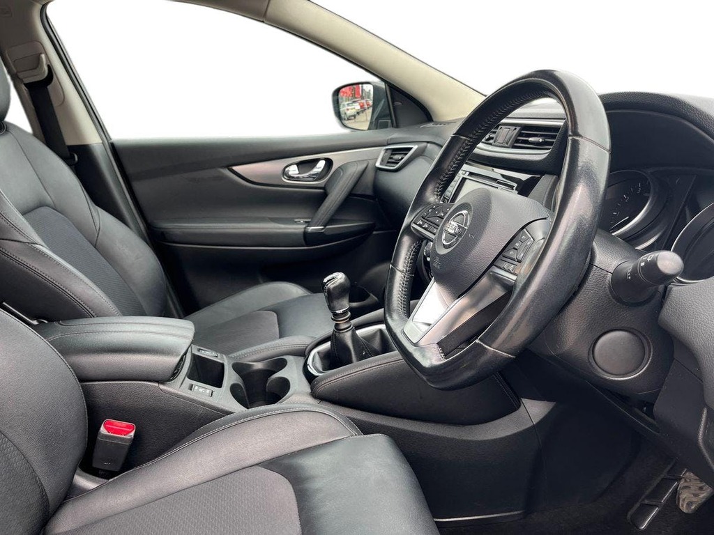 Nissan Qashqai 1.3 Dig T Tekna Suv Euro 6 Ss Black #5
