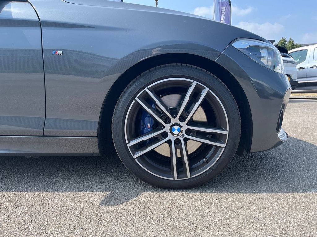 BMW 1 Series M140i Shadow Edition Step White #15