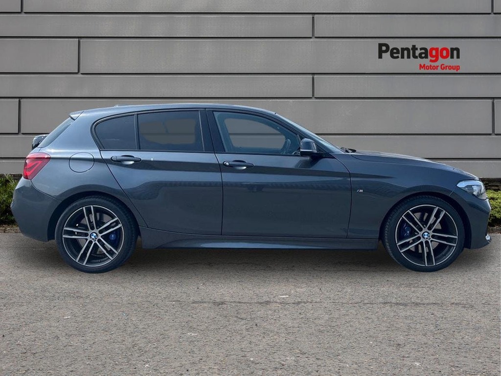 BMW 1 Series M140i Shadow Edition Step White #11