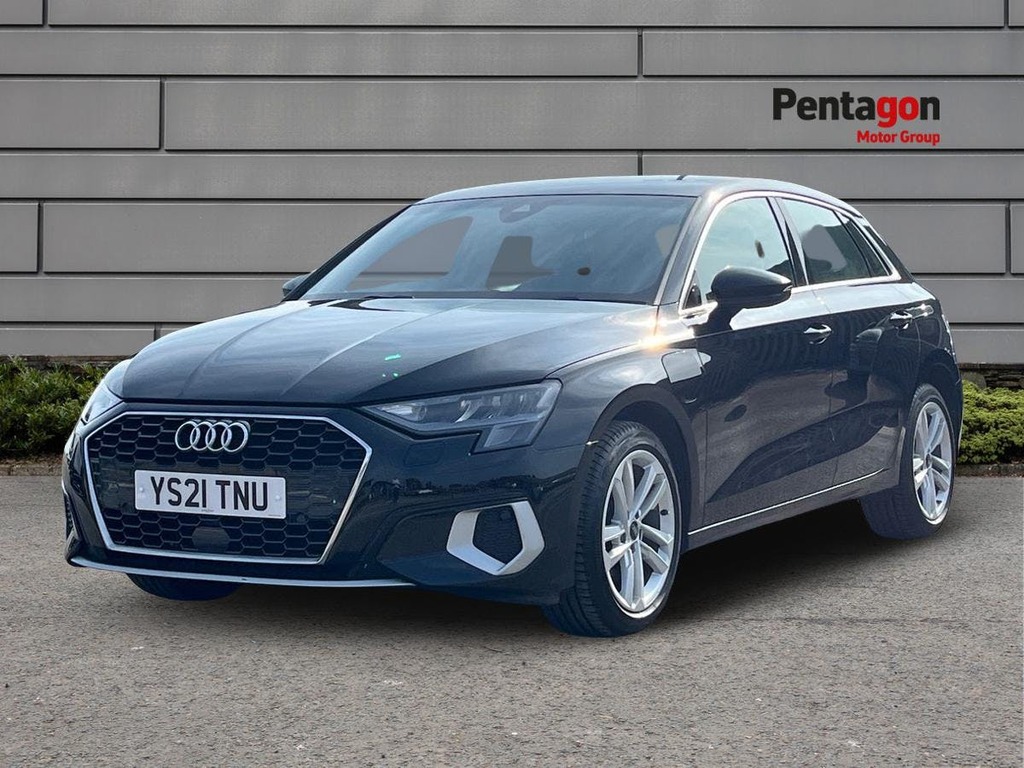 Audi A3 1.4 Tfsie 40 Sport Sportback Plug In Hy Black #3
