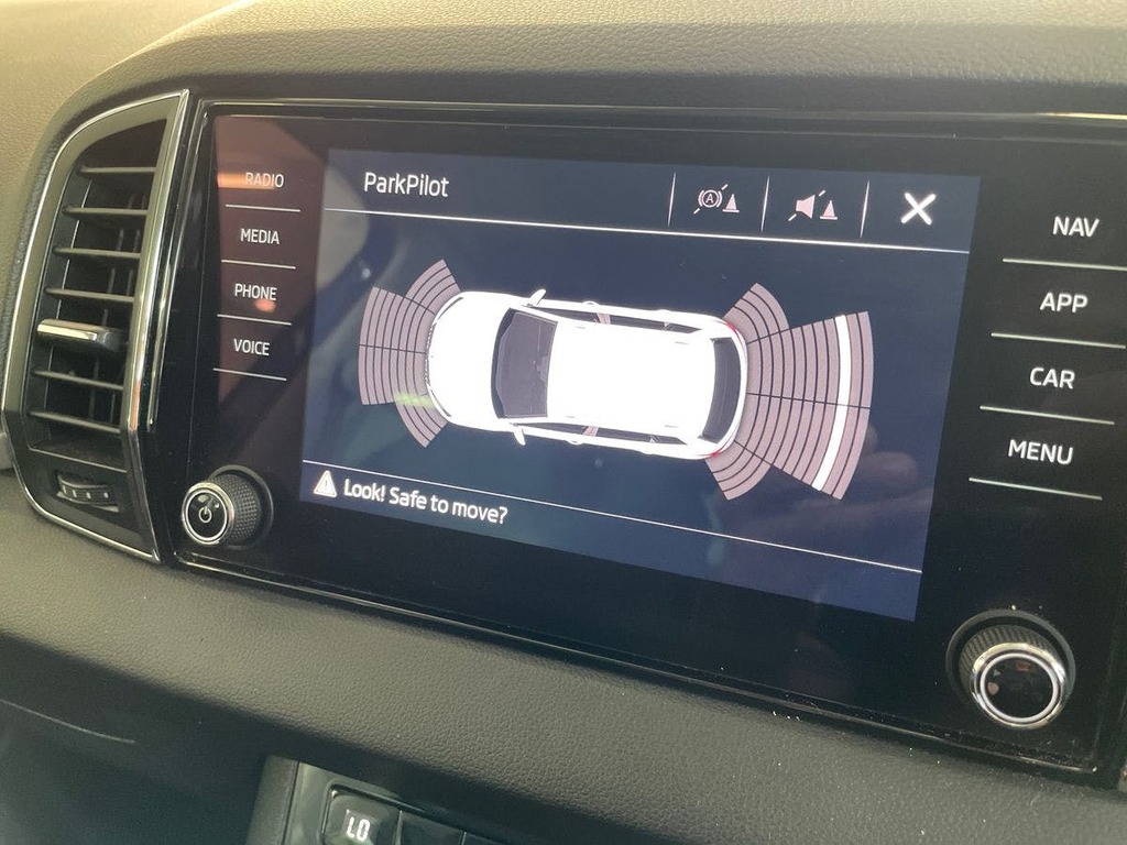 Skoda Karoq 1.5 Tsi Se Technology Grey #23