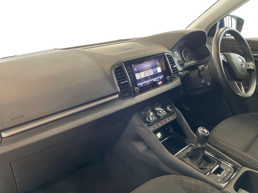 Skoda Karoq 1.5 Tsi Se Technology Grey #7