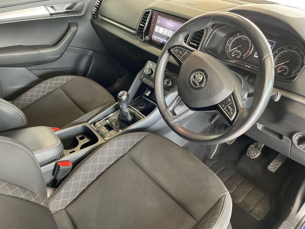 Skoda Karoq 1.0 Tsi Se Technology Suv Euro 6 Blue #5