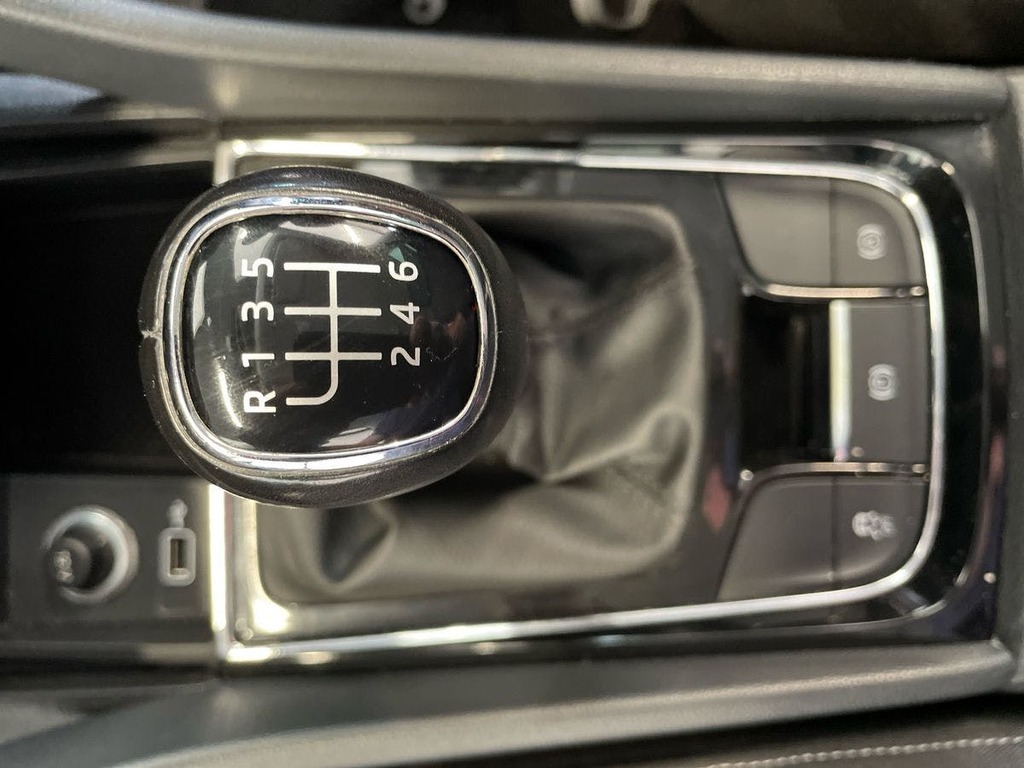 Skoda Karoq 1.5 Tsi Se Technology Grey #19