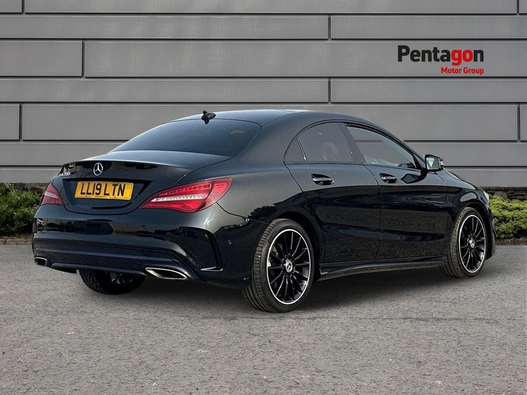 Mercedes-Benz CLA Class 1.6 Cla200 Amg Line Night Edition Plus Coupe Black #4