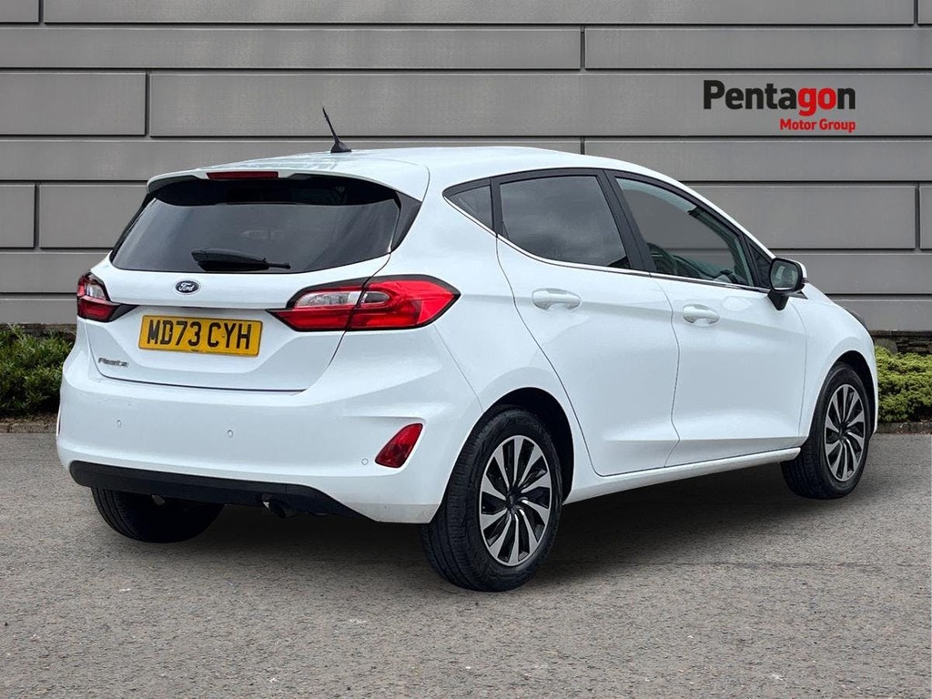 Ford Fiesta 1.0T Ecoboost Titanium Hatchback MD73CYH White #4