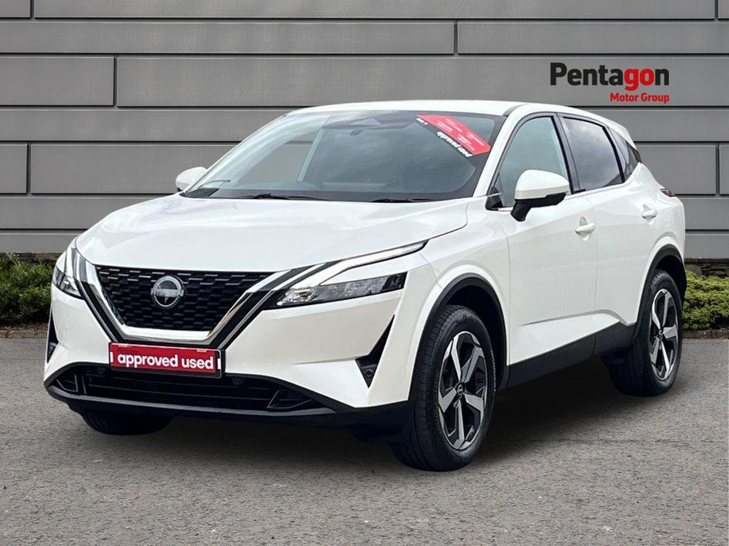 Nissan Qashqai 1.3 Dig T Mhev N Connecta Suv Hybrid Xt MC23RHO White #3