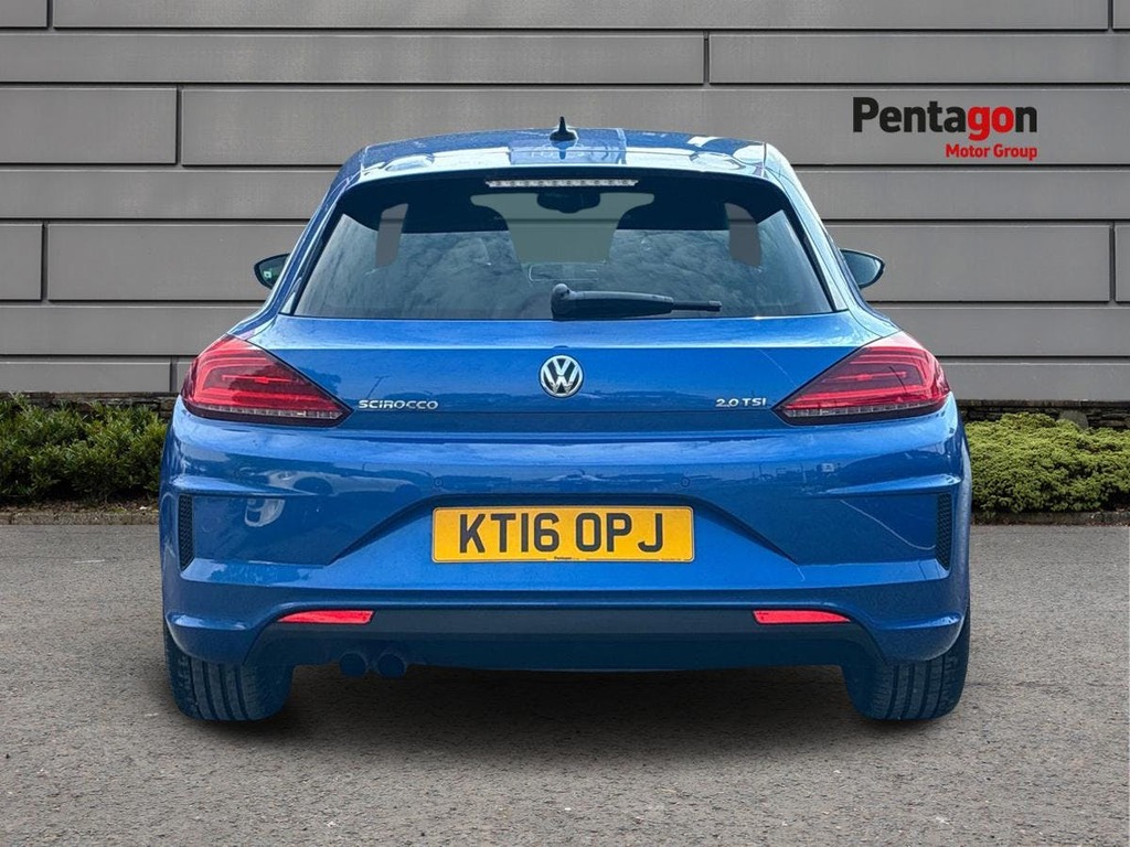 Volkswagen Scirocco 1.4 Tsi Bluemotion Tech Euro 6 Ss White #14
