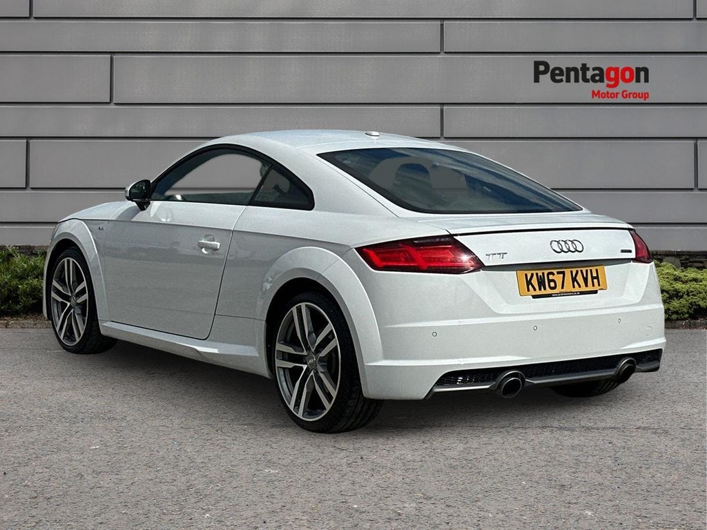 Audi TT 2.0 Tfsi S Line Coupe S Tronic Quattro White #2