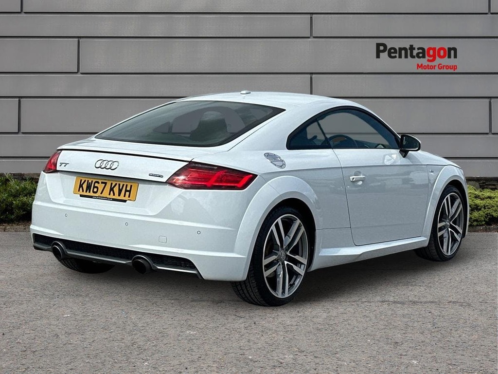Audi TT 2.0 Tfsi S Line Coupe S Tronic Quattro White #4