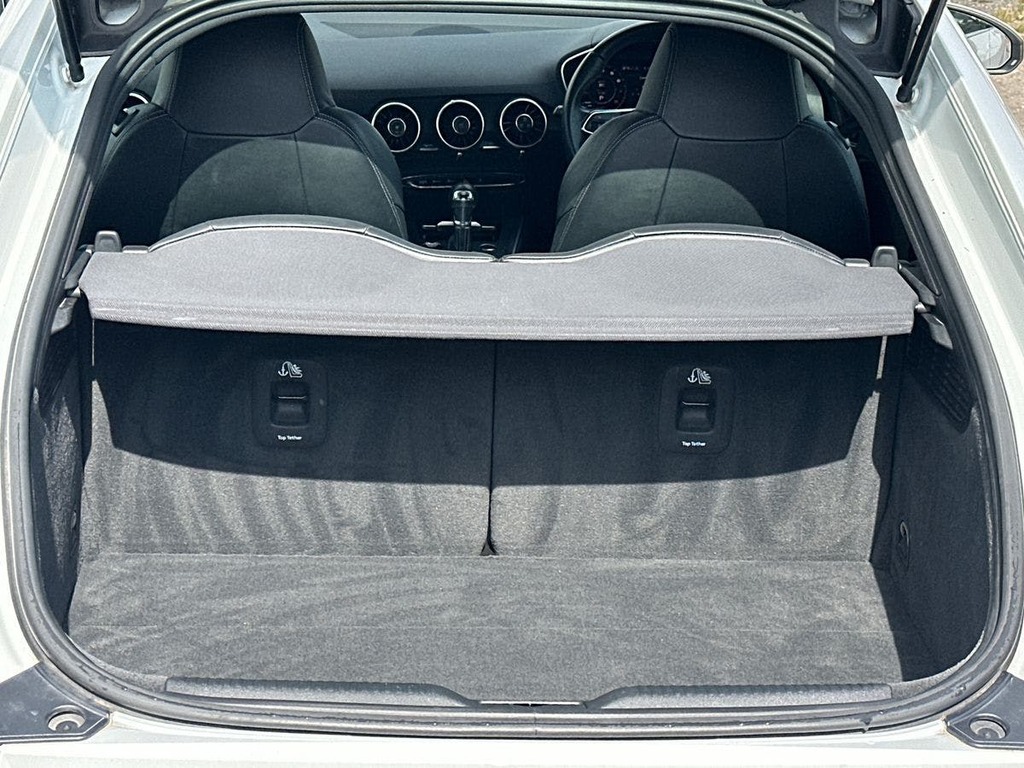 Audi TT 1.8T Fsi Black Edition S Tronic #10