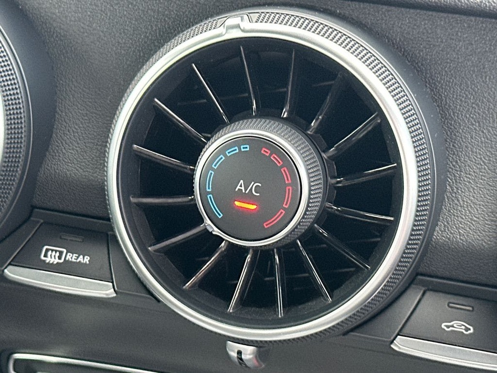 Audi TT 1.8T Fsi Black Edition S Tronic #20