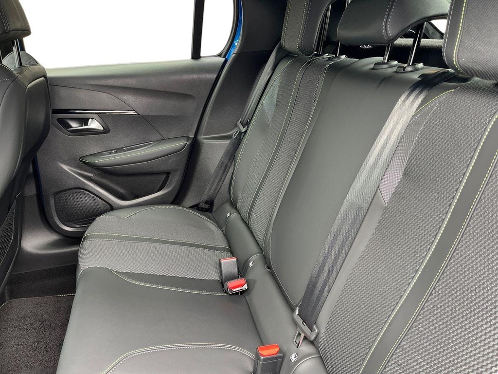 Peugeot e-208 50Kwh Allure #9