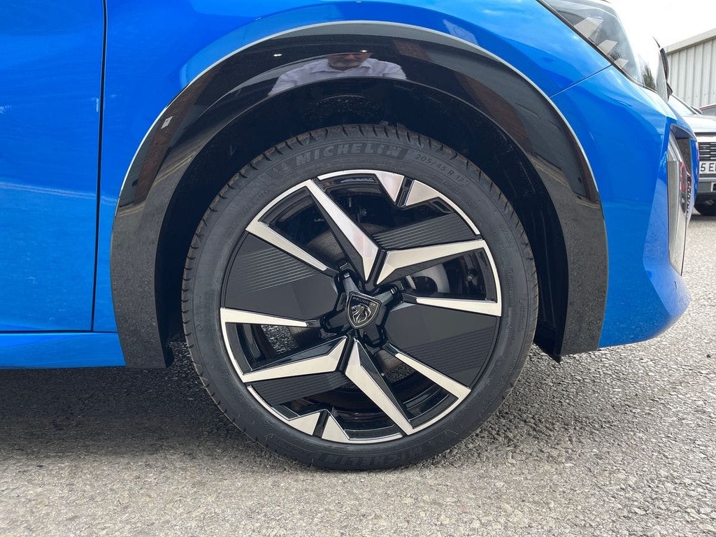 Peugeot e-208 50Kwh Allure #15