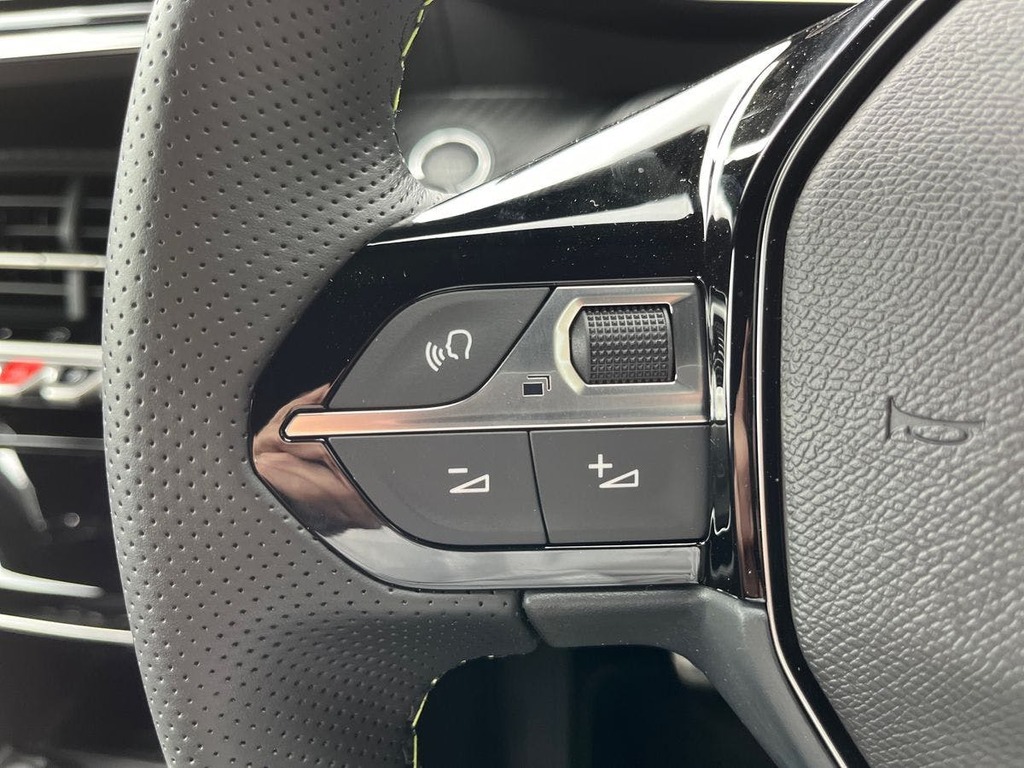Peugeot e-208 50Kwh Allure #29