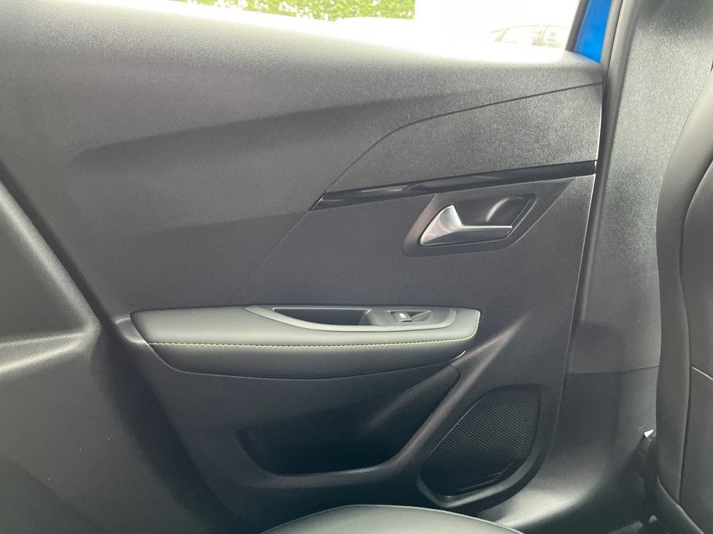 Peugeot e-208 50Kwh Allure #20