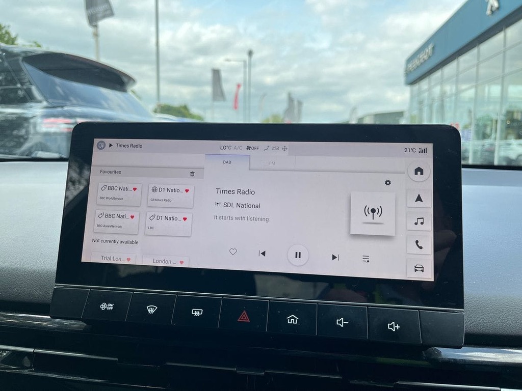 MG MG4 125Kw Se Ev 51Kwh White #28
