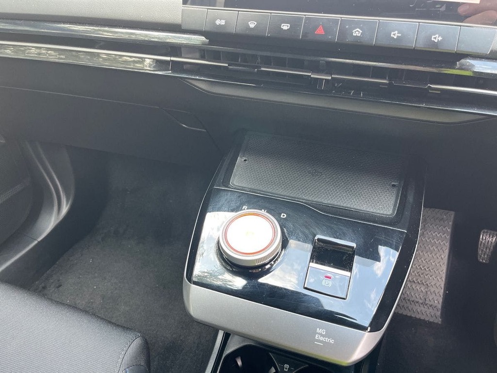 MG MG4 125Kw Se Ev 51Kwh White #30