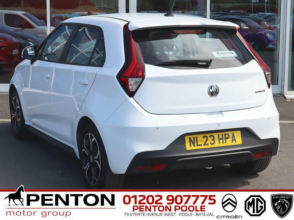 MG MG3 1.5 Vti-tech Exclusive Nav Euro 6 Ss NL23HPA White #5