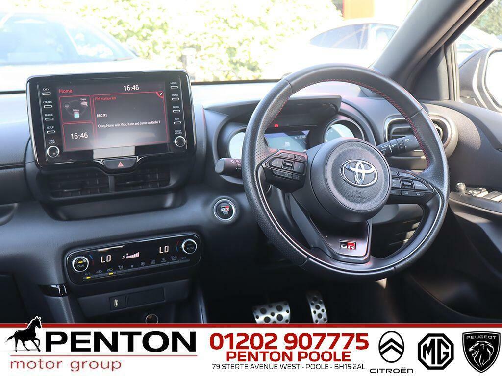 Toyota Yaris 1.5 Vvt-h Gr Sport E-cvt Euro 6 Ss CV23XDA Silver #6