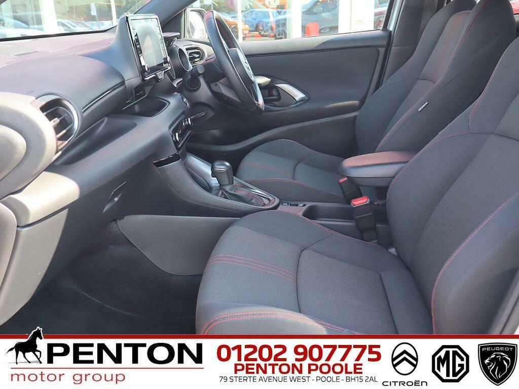 Toyota Yaris 1.5 Vvt-h Gr Sport E-cvt Euro 6 Ss CV23XDA Silver #4