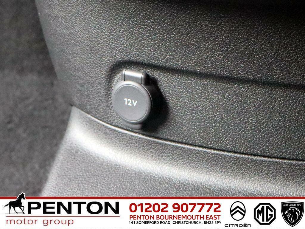 Citroen e-Berlingo 52Kwh Plus XL Mpv 7.4Kw Charger Black #19