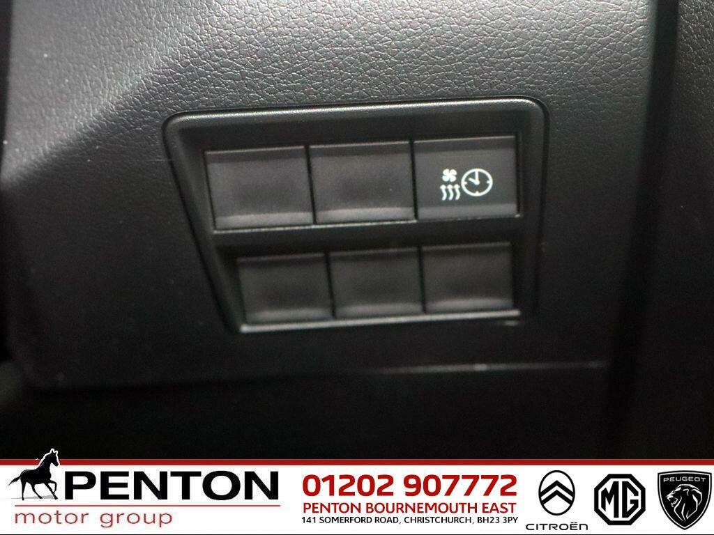 Citroen e-Berlingo 52Kwh Plus XL Mpv 7.4Kw Charger Black #18