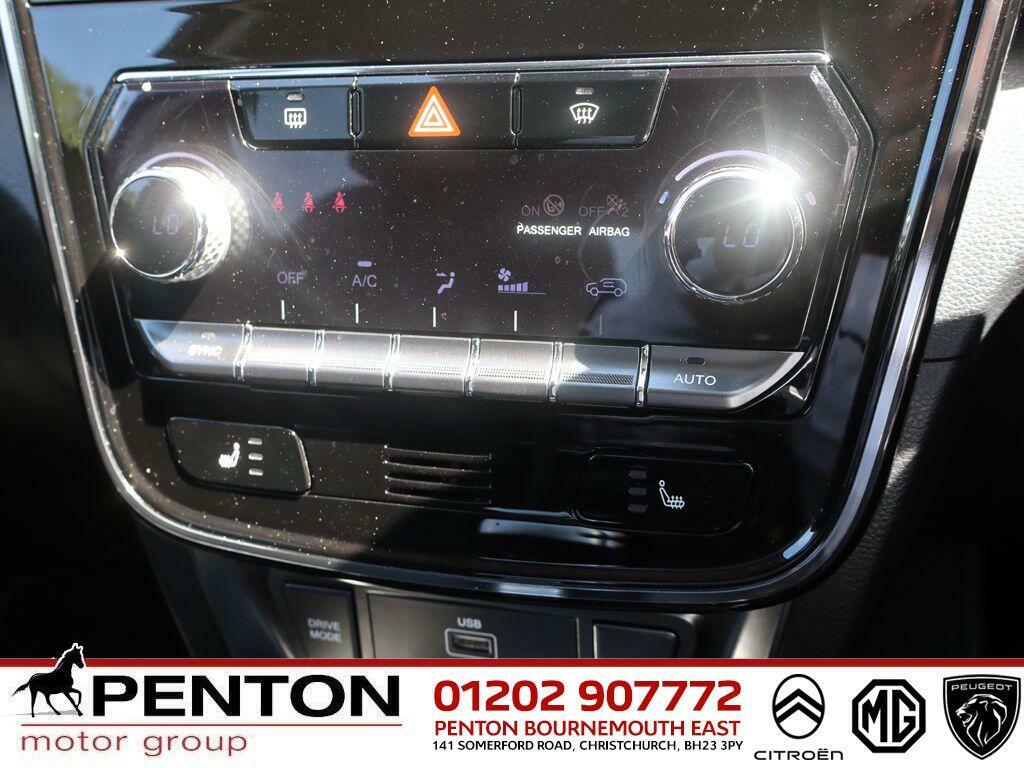 SsangYong Tivoli 1.5P Ultimate Nav Euro 6 Ss White #12