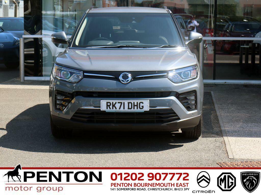 SsangYong Tivoli 1.5P Ultimate Nav Euro 6 Ss White #16
