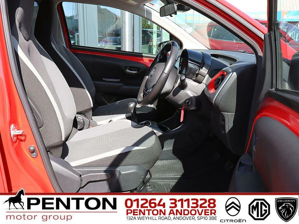 Toyota Aygo 1.0 Vvt-i X-trend Euro 6 Safety Sense #2
