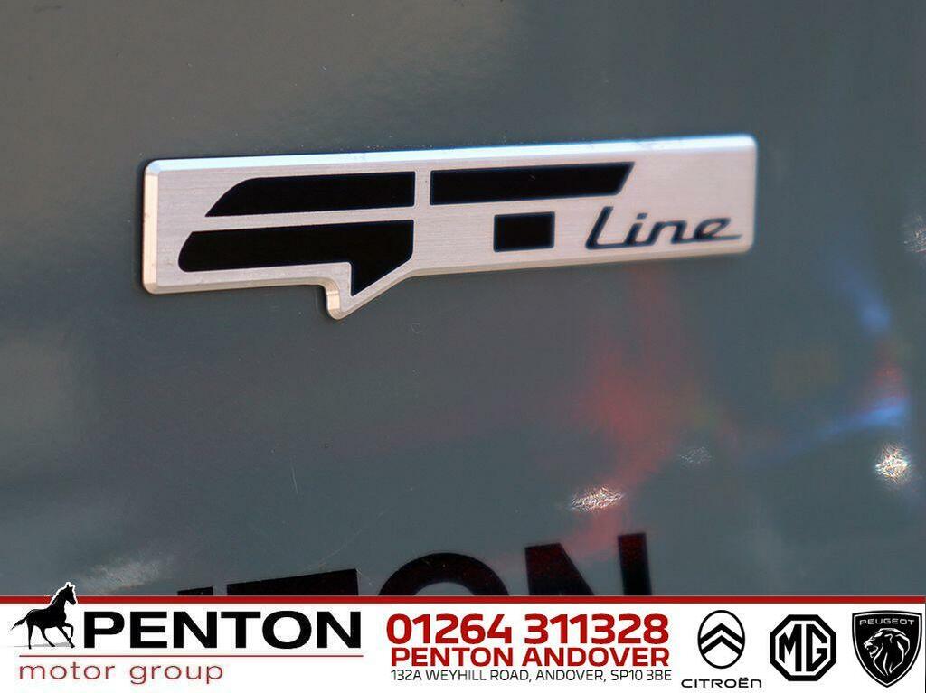 Kia Picanto 1.0 2 White #24