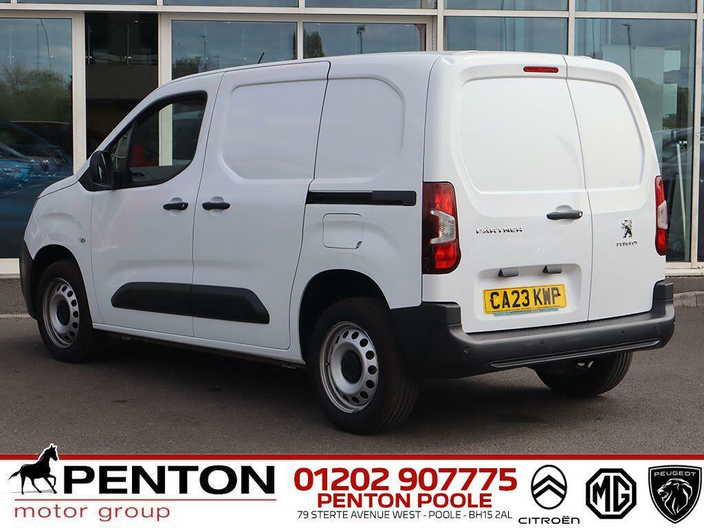 Peugeot Partner 1.5 Bluehdi 1000 Professional Premium Standard P CA23KWP White #4