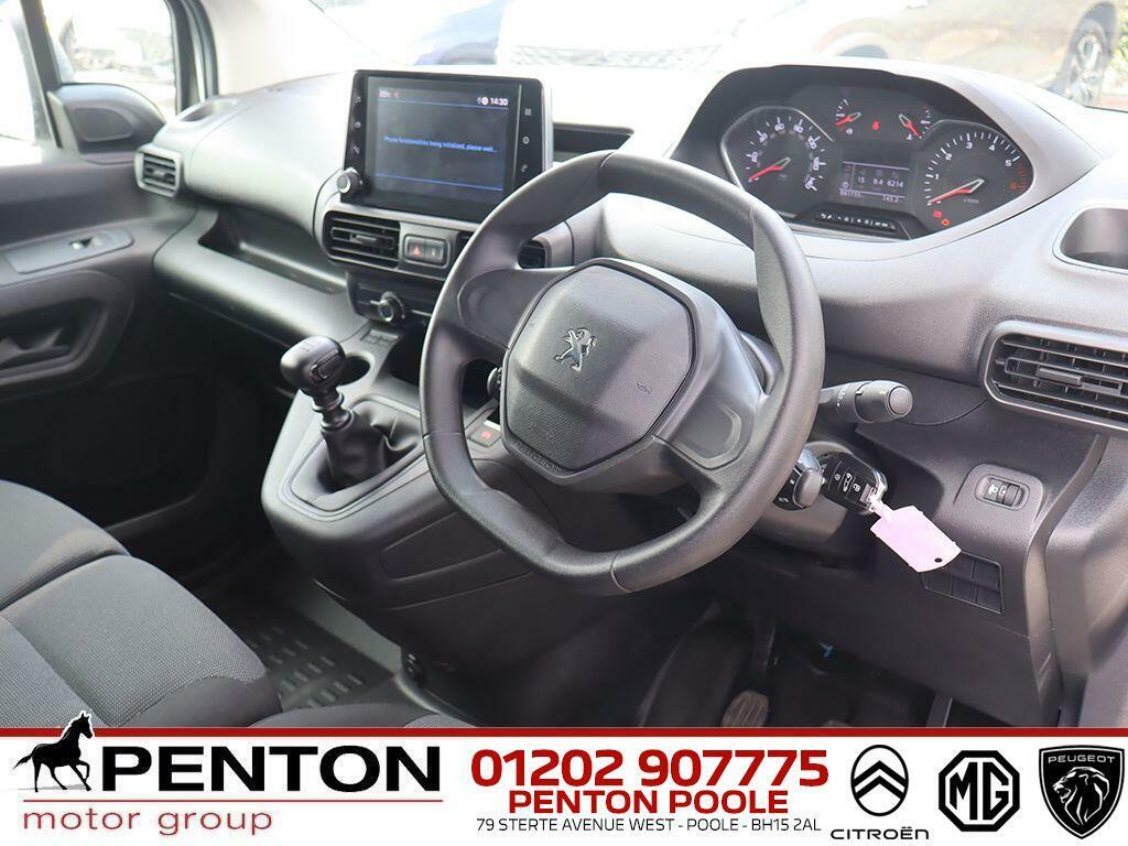 Peugeot Partner 1.5 Bluehdi 1000 Professional Premium Standard P CA23KWP White #5