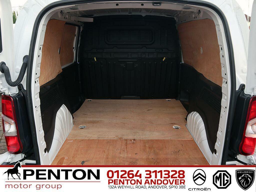 Peugeot Partner 1.5 Bluehdi 1000 Professional Premium Standard P White #2