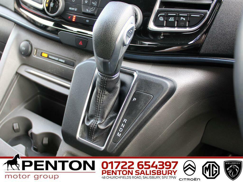 Ford Tourneo Custom 2.0 320 Ecoblue Active L1 Euro 6 Ss Black #3